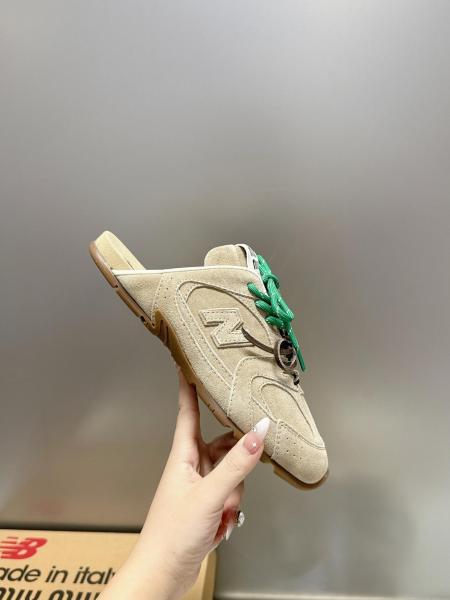 MIU MIU x New Balance Closed Toe Slippers Unisex Brown