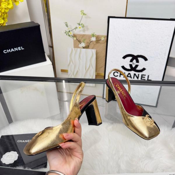 Chanel Slingback heels gold black