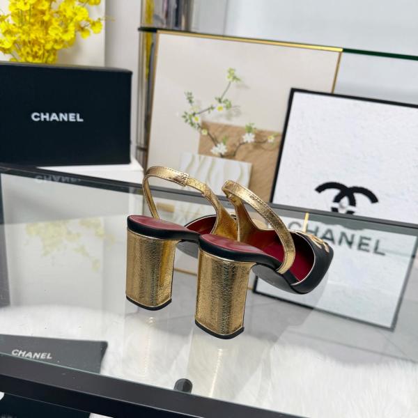Chanel Slingback heels gold black