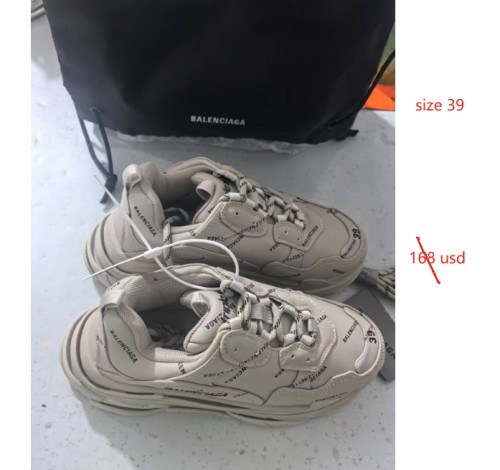 Special offer goods Balenciaga Triple S grey size 39