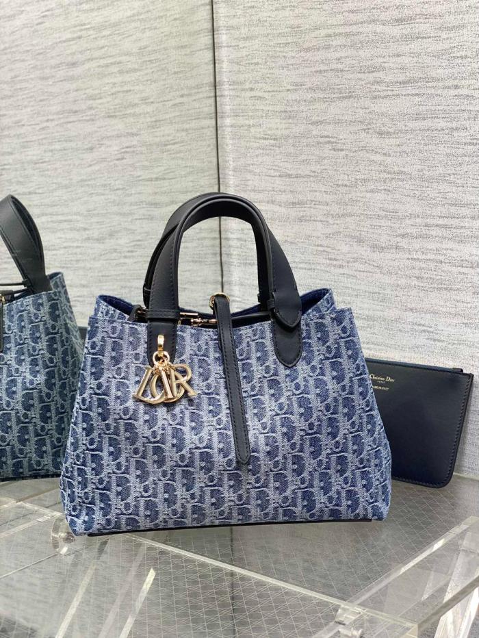 DIOR Toujours Oblique Jacquard Fabric Native Bag, One Shoulder Handbag Medium Women's Blue M2821ODCE-M49E size L28.5cm W17cm H21.5cm