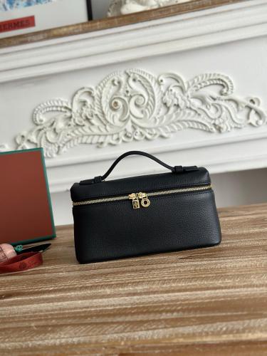 Loro Piana ExtraPocket Leather One Shoulder Handbag Women's Black FAN4045-8000 size L20 W6 H11cm