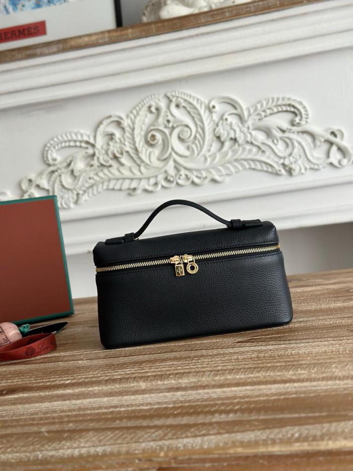 Loro Piana ExtraPocket Leather One Shoulder Handbag Women's Black FAN4045-8000 size L20 W6 H11cm