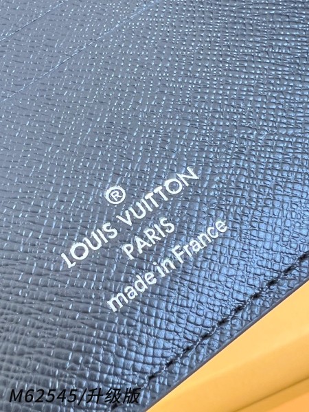 LOUIS VUITTON Marco Canvas With Leather Wallet Men's Black Gray M62545 size L11cm W2.5cm H9cm