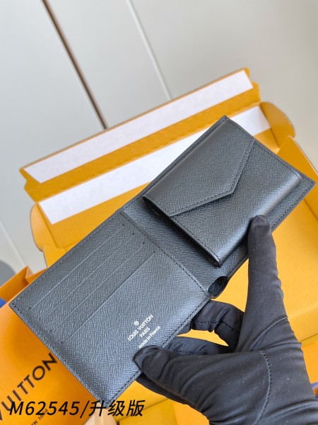 LOUIS VUITTON Marco Canvas With Leather Wallet Men's Black Gray M62545 size L11cm W2.5cm H9cm
