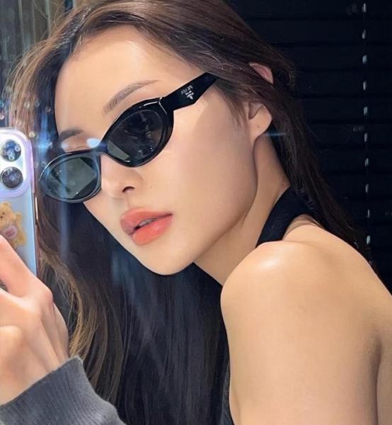 PRADA Eyewear Butterfly Frame Sunglasses