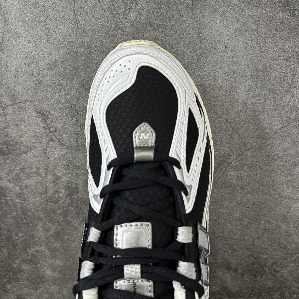 New Balance 1906R White Black Metallic