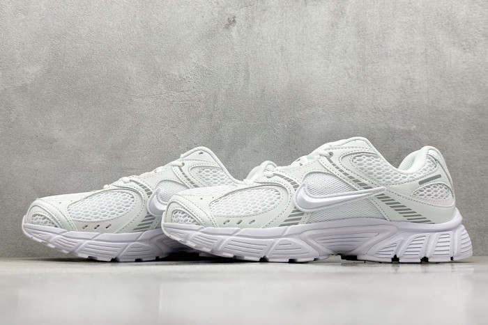 Nike V5 RNR White Black Metallic Silver