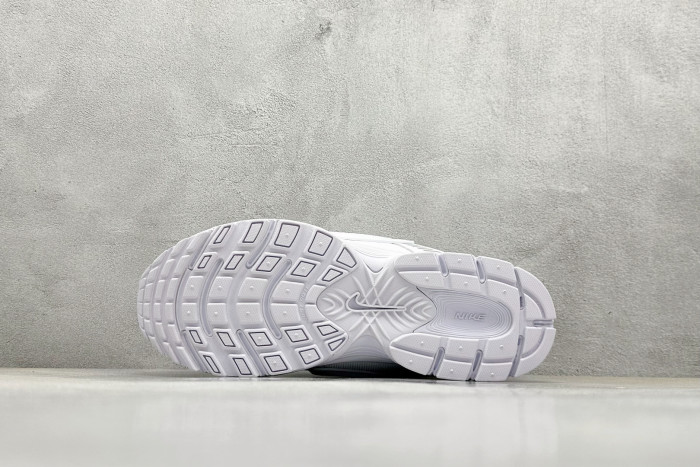 Nike V5 RNR White Black Metallic Silver