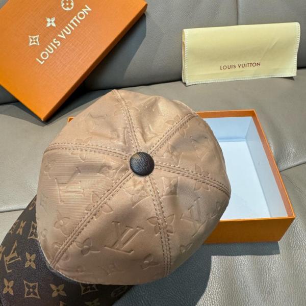 Louis Vuitton 2020 monogram baseball cap
