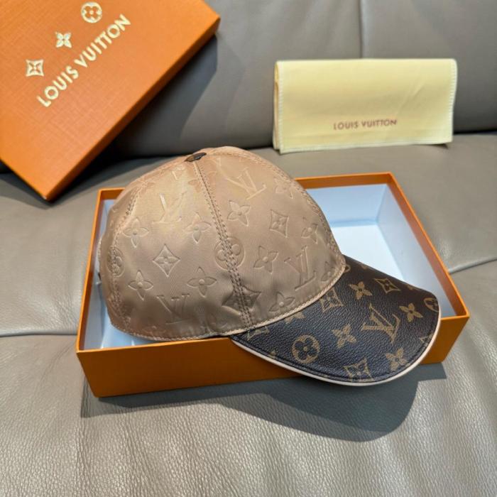 Louis Vuitton 2020 monogram baseball cap