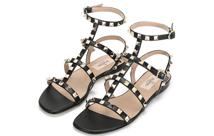 Valentino Garavani Rockstud Ankle-strap Flat Sandals