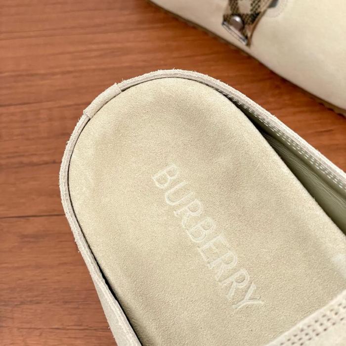 Burberry Closed Toe Slippers Beige