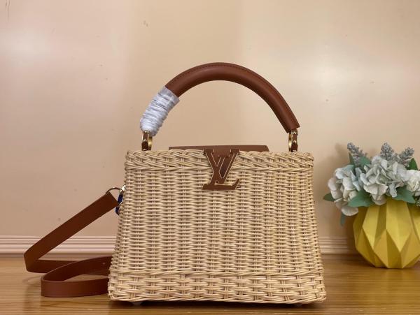 LOUIS VUITTON Capucines Rattan With Cow Leather Handbag Mini Women's Beige & Brown M28542 size L26.9cm W8.9cm H18cm