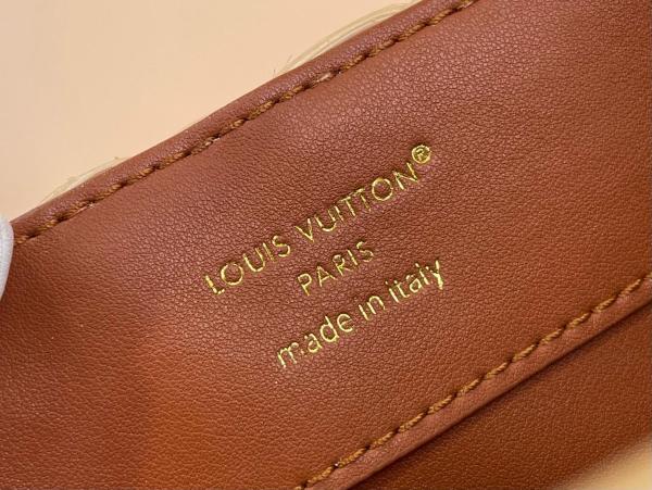 LOUIS VUITTON Capucines Rattan With Cow Leather Handbag Mini Women's Beige & Brown M28542 size L26.9cm W8.9cm H18cm