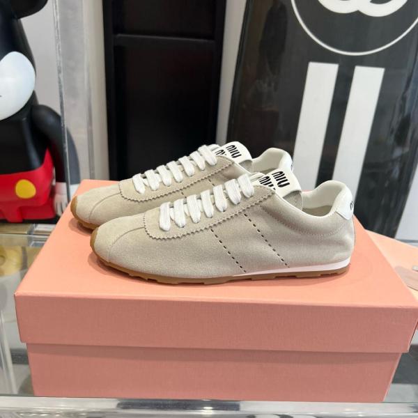 MIU MIU Low top Casual Shoes Women's Beige