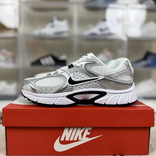 Nike V5 RNR White Vast Grey College Grey Black