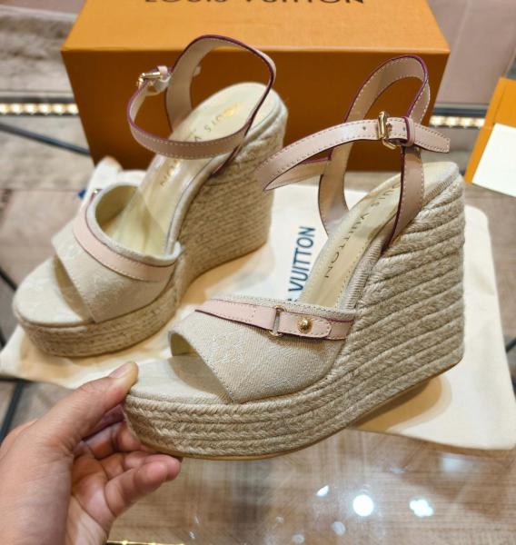 LOUIS VUITTON Helios Leather One Strap Sandals 8.5cm Women's Taupe