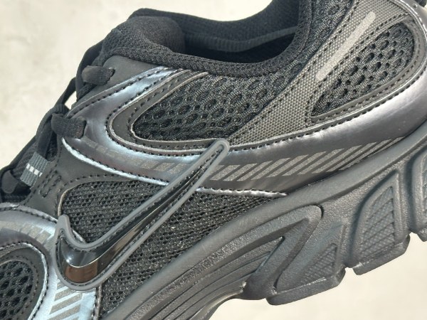 Nike V5 RNR Black Anthracite