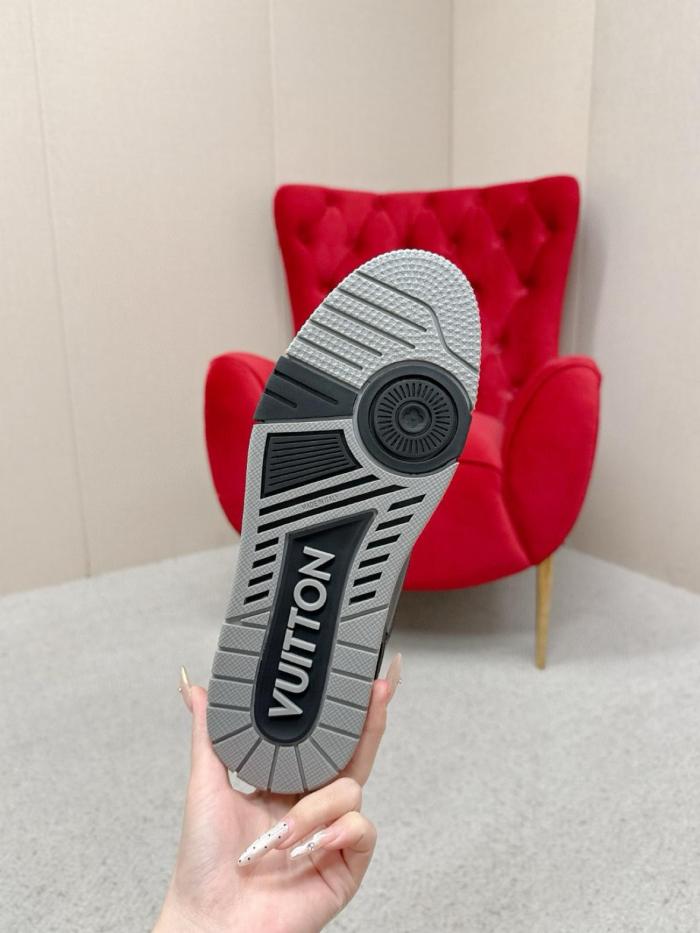 LOUIS VUITTON Trainer Low top Skateboard Shoes Black