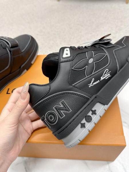 LOUIS VUITTON Trainer Low top Skateboard Shoes Black