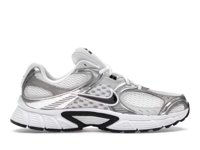 Nike V5 RNR White Vast Grey College Grey Black