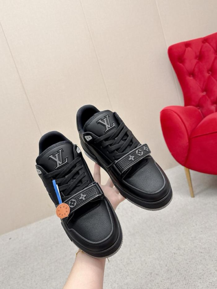 LOUIS VUITTON Trainer Low top Skateboard Shoes Black