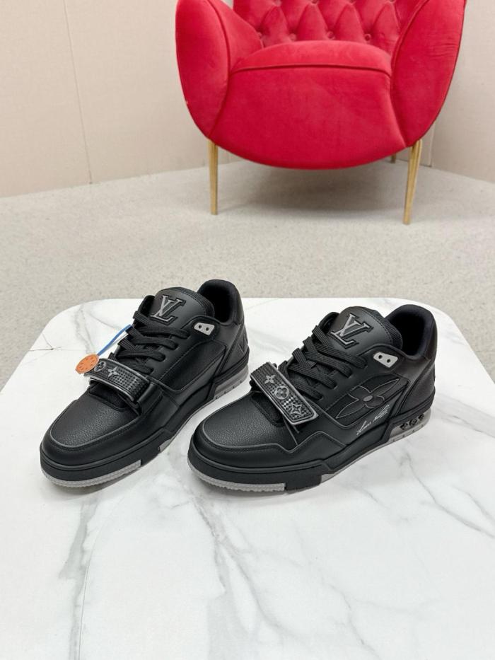 LOUIS VUITTON Trainer Low top Skateboard Shoes Black