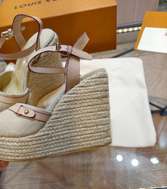 LOUIS VUITTON Helios Leather One Strap Sandals 8.5cm Women's Taupe
