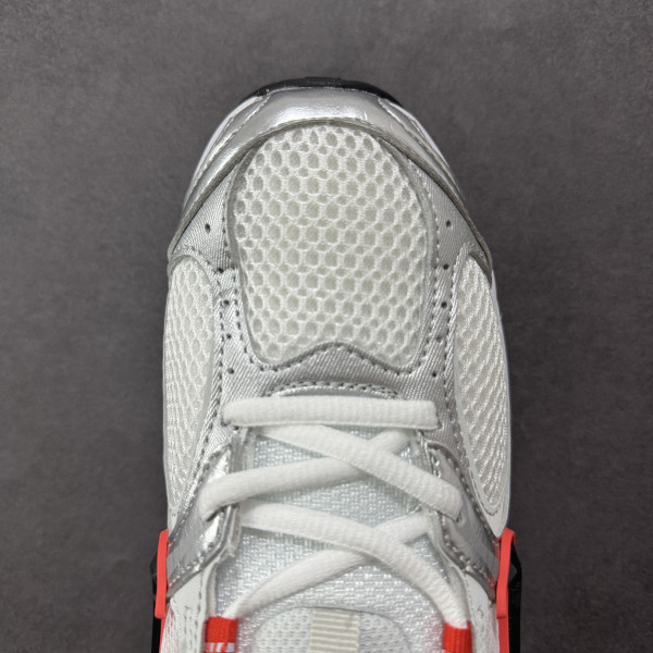 Nike V5 RNR White Picante Red Vast Grey Black