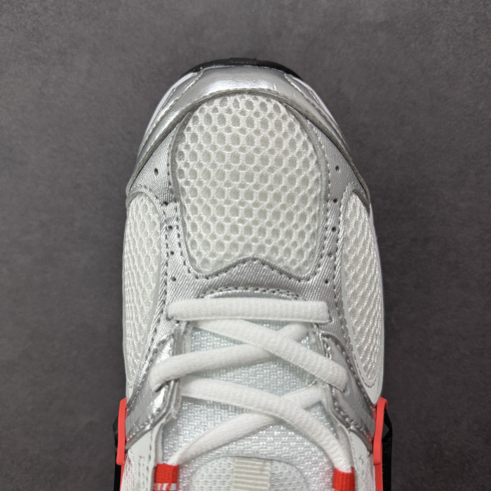 Nike V5 RNR White Picante Red Vast Grey Black