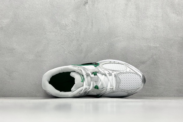 Nike V5 RNR White Malachite
