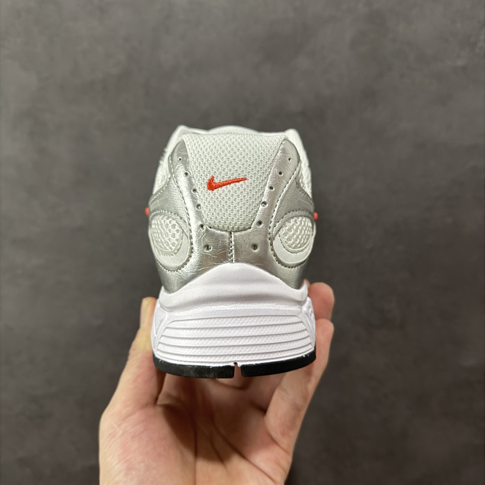 Nike V5 RNR White Picante Red Vast Grey Black