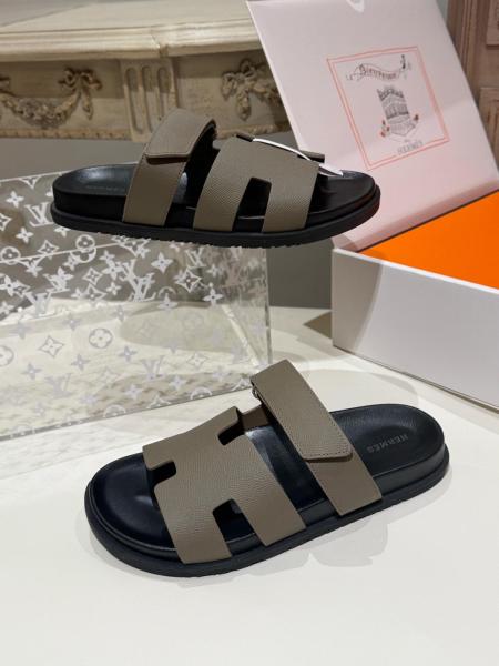 HERMES Chypre Comfortable Round Toe Rubber Sole Slide Slippers Men's Elephant Gray