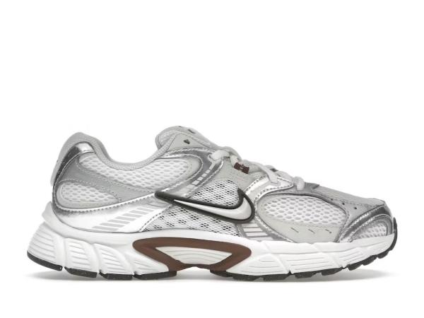 Nike V5 RNR Sail Fauna Brown Phantom Light Orewood Brown
