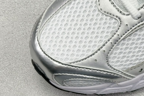 Nike V5 RNR White Malachite