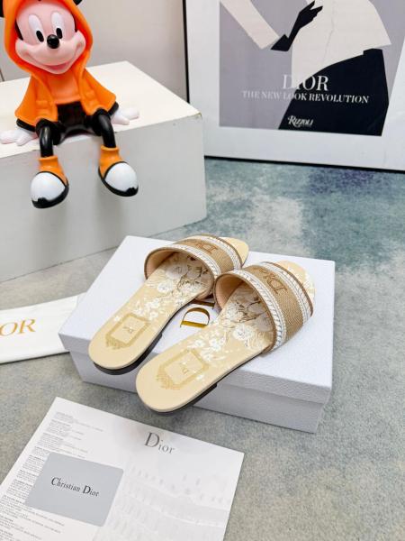 DIOR Dway Slide Slippers Women's Beige