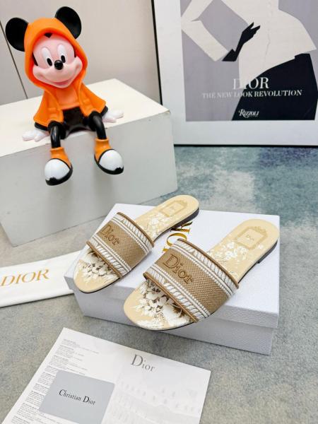 DIOR Dway Slide Slippers Women's Beige