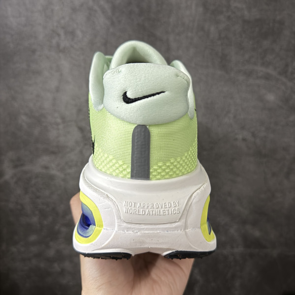 Nike Vomero Premium Volt Tint Sapphire