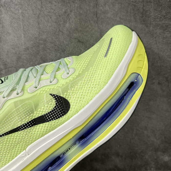 Nike Vomero Premium Volt Tint Sapphire