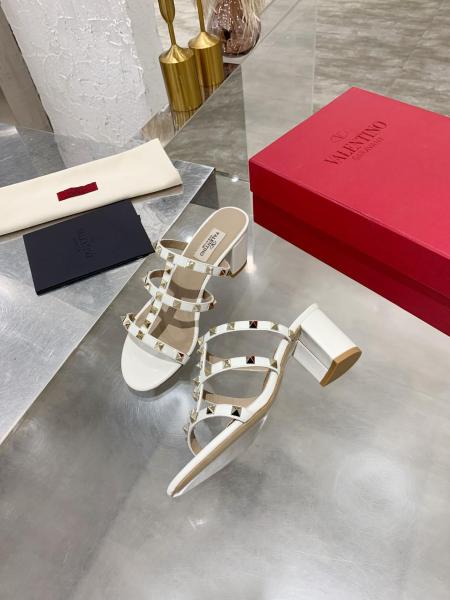 Valentino Rockstud Block Heel High Heels 6CM Women's White