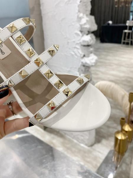 Valentino Rockstud Block Heel High Heels 6CM Women's White