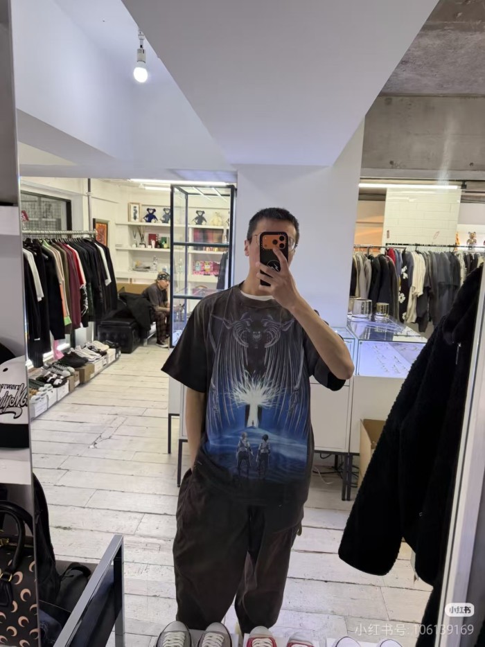 SAINT Mxxxxxx x JINJIDEJUREN,LIANMINGKUAN SS26 T Shirt Unisex
