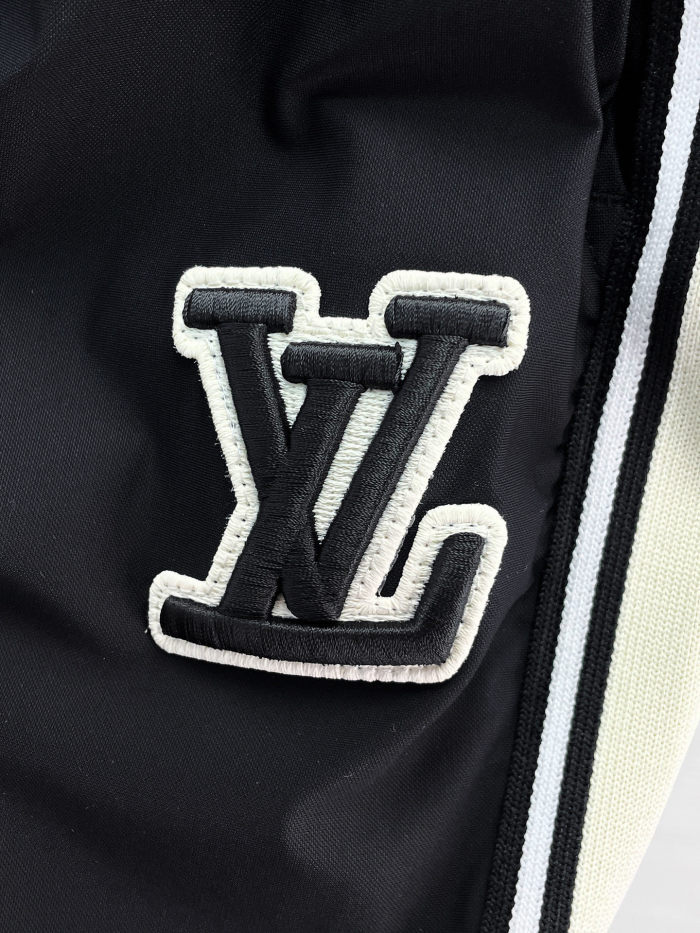 LOUIS VUITTON FW25 Knitted Sweatpants 