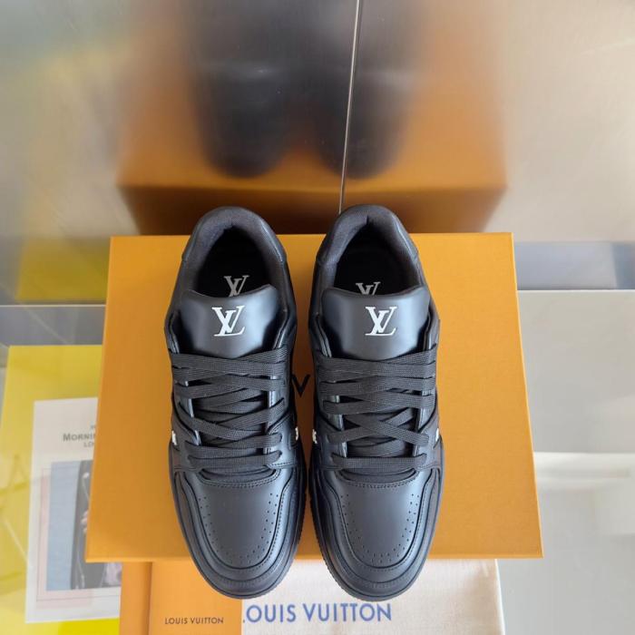 LOUIS VUITTON Lv Trainers 'Black'