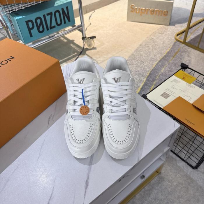 LOUIS VUITTON Trainer 2025 Spring Men's Collection Cow Leather Low top Skateboard Shoes White