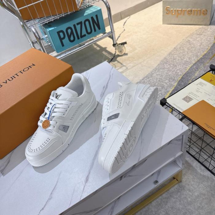 LOUIS VUITTON Trainer 2025 Spring Men's Collection Cow Leather Low top Skateboard Shoes White