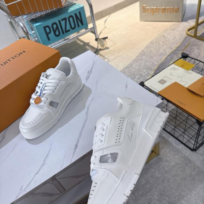 LOUIS VUITTON Trainer 2025 Spring Men's Collection Cow Leather Low top Skateboard Shoes White