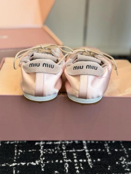 MIU MIU Plume Low top Casual Shoes Women's Nude Pink