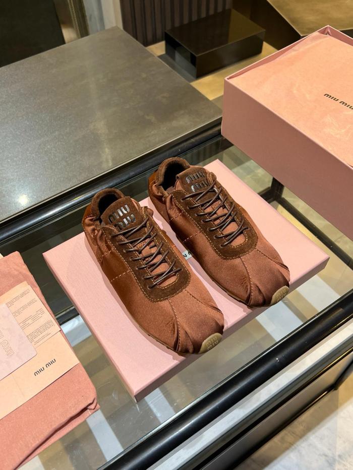 MIU MIU Plume Low top Casual Shoes Women's Cocoa Brown